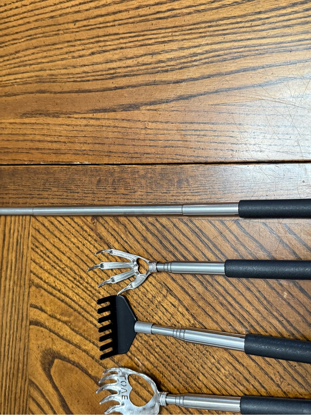 5 Pack Metal Back Scratchers. NWT - Picture 5 of 5